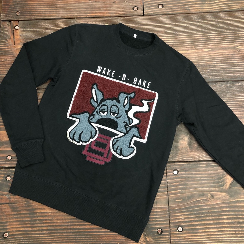 DNINE - wake n bake sweater